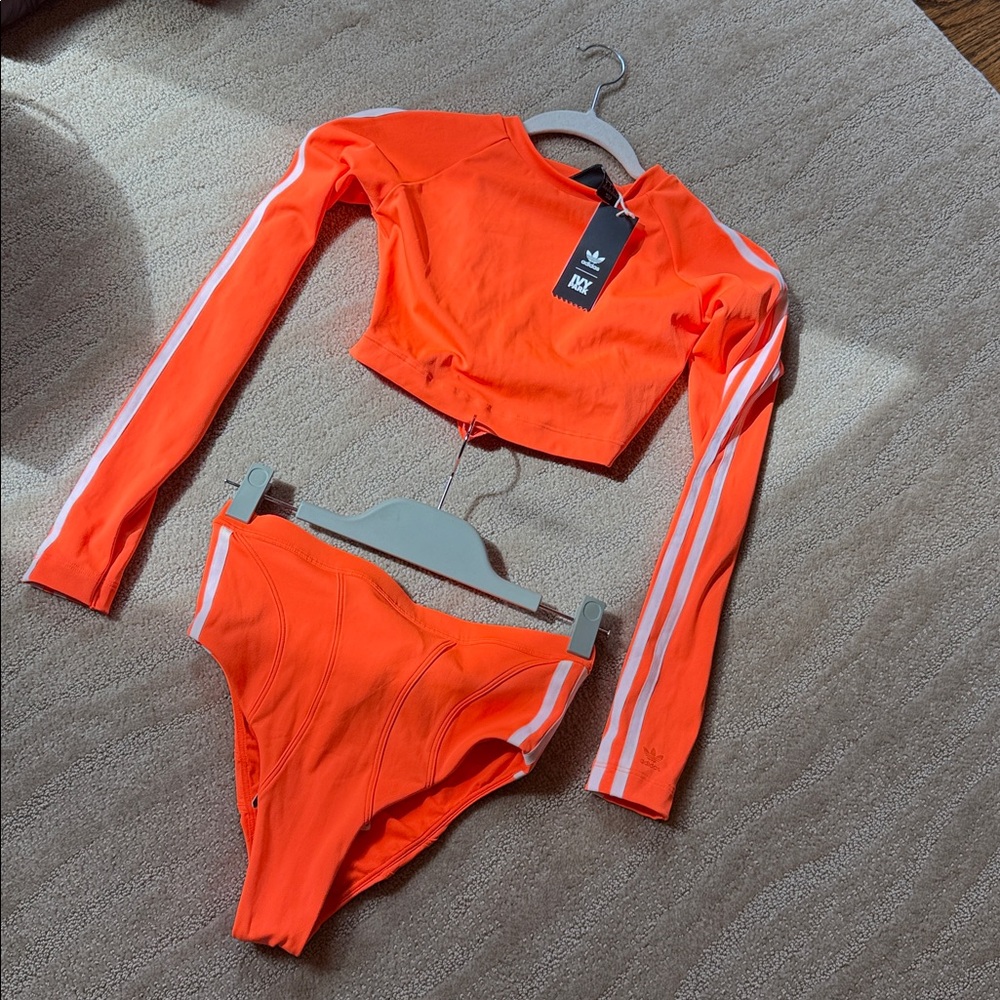 Adidas x Ivy Park Rash Guard Top & Bikini‎ Bottom - Picture 14 of 17